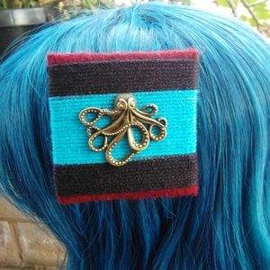 Mini Art Hair Clip